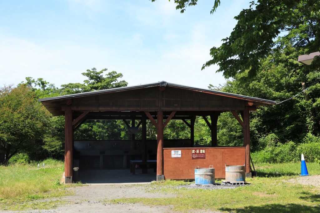 灰・炭捨て場
